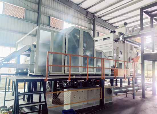 Polyester Thermal Bonding Wadding Line Produksi Warna yang dapat disesuaikan untuk Wadding Lembut